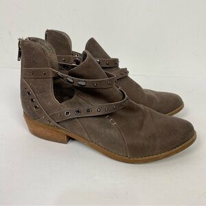 Not rated brown ankle boots western